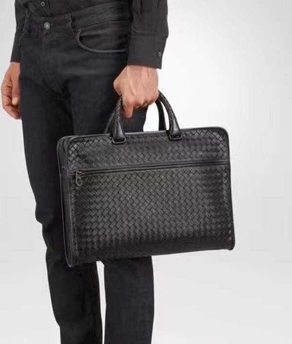 ボッテガヴェネタバッグ全体デザイン